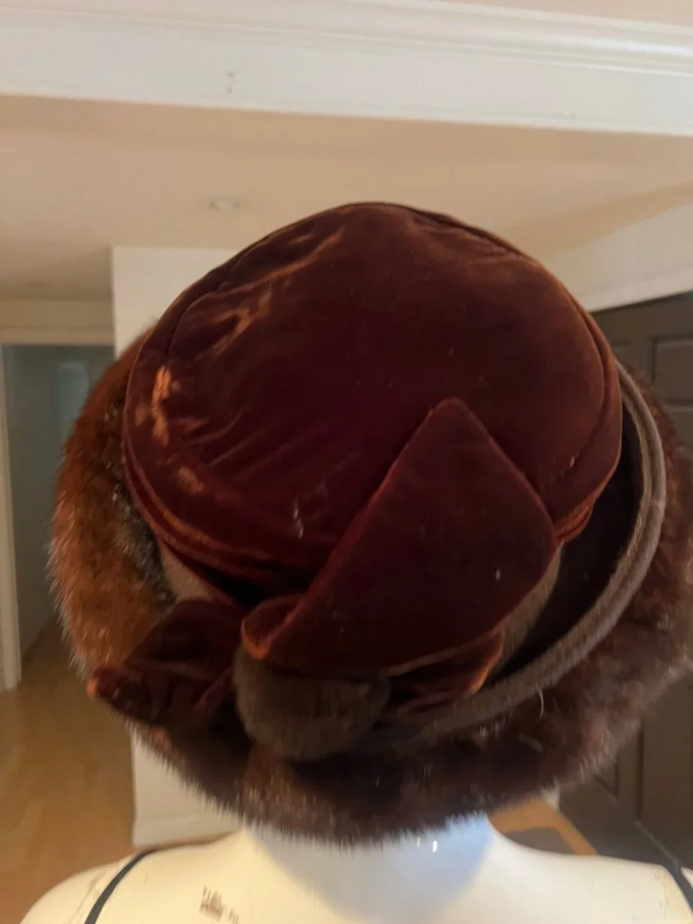 VINTAGE ERIC JAVITS VELVET MINK TRIM HAT - Picture 3 of 6